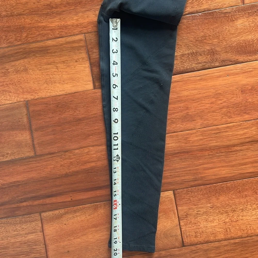 NUX Black Leggings Size Small